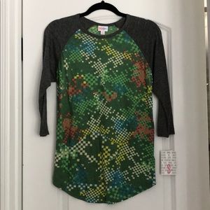 ⭐️LuLaRoe Randy T NWT size small
